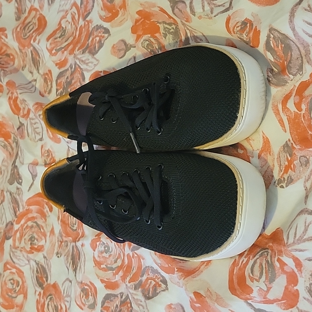 Dr. Scholls sneakers size 9